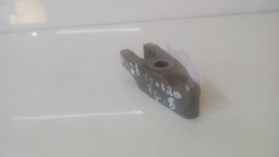 TRAVA BICOS TOYOTA HILUX 2.8 2016 A 2021 (3)