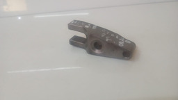 TRAVA BICOS TOYOTA HILUX 2.8 2016 A 2021 (3)