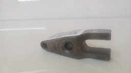 TRAVA BICOS TOYOTA HILUX 2.8 2016 A 2021(6)