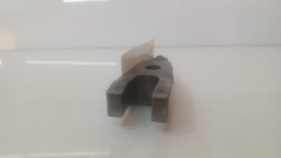 TRAVA BICOS TOYOTA HILUX 2.8 2016 A 2021 (5)