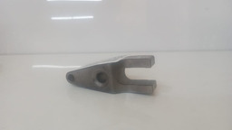 TRAVA BICOS TOYOTA HILUX 2.8 2016 A 2021 (5)