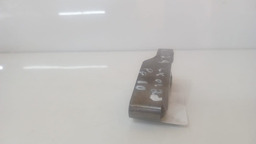 TRAVA BICOS TOYOTA HILUX 2.8 2016 A 2021 (5)