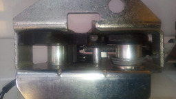 FECHADURA  TAMPA TRASEIRA PORSHE CAYENNE 3.6 2008