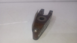 TRAVA BICOS TOYOTA HILUX 2.8 2016 A 2021(7)