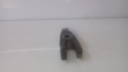 TRAVA BICOS TOYOTA HILUX 2.8 2016 A 2021(7)