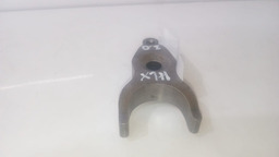 TRAVA BICO INJETOR TOYOTA HILUX  3.0 2005 A 2015 (5)