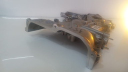 TAMPA FRONTAL MOTOR TOYOTA COROLLA 2.0 2010 A 2015 (5)