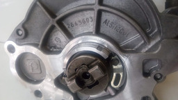 BOMBA VÁCUO VOLKSWAGEM AMAROK 2.0 2017 A 2022 (1)