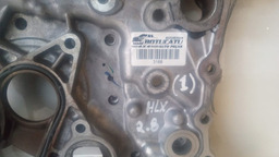 TAMPA FRONTAL BOMBA DE ÓLEO TOYOTA HILUX 2.8 2022 DIESEL (1)