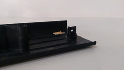 SOLEIRA DA PORTA TRASEIRA DIREITA FORD RANGER 2017 A 2023