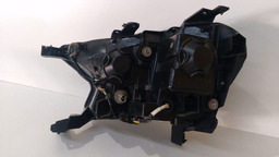 FAROL DIREITO RANGER 2017 A 2023 MASC NEGRA PISCA AMBAR