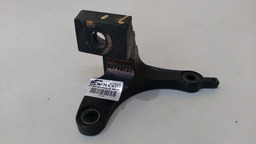 Suporte Esquerdo Do Coxim Chevrolet S10 2.8 2017 A 2022