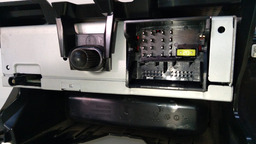 RÁDIO C MOLDURA MERCEDES SPRINTER 2019 A 2023 ORIGINAL 