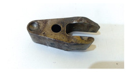 SUPORTE TRAVA BICO INJETOR SPRINTER 415 2.2 2013 A 2023 (1)