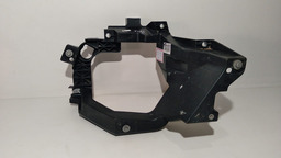 SUPORTE FAROL DIREITO FIAT TORO 2.0 2016 2017 2018 2019 2020