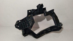 SUPORTE FAROL DIREITO FIAT TORO 2.0 2016 2017 2018 2019 2020