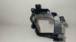 SUPORTE FAROL DIREITO FIAT TORO 2.0 2016 2017 2018 2019 2020