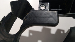 SUPORTE FAROL ESQUERDO FIAT TORO 2016 2017 2018 2019 2020