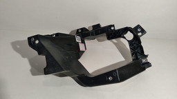 SUPORTE FAROL ESQUERDO FIAT TORO 2016 2017 2018 2019 2020