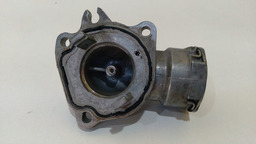 FLANGE VÁLVULA TERMOSTÁTICA MERCEDES-BENZ ML350 2010 2011