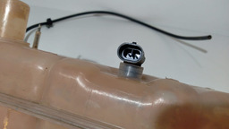 RESERVATÓRIO DE ÁGUA RADIADOR IVECO DAILY 3.0 2008 A 2016