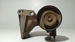 SUPORTE DO COMPRESSOR DE AR TOYOTA HILUX 3.0 2006 A 2015 (2)