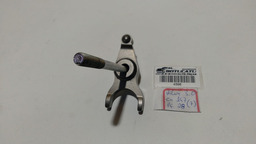 TRAVA BICO INJETOR TOYOTA HILUX 3.0 2005 A 2011 (7)