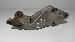 SUPORTE DIANTEIRO DIREITO DO MOTOR MWM CONSTELLATION 13.180