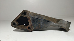 SUPORTE DIANTEIRO ESQUERDO DO MOTOR MWM CONSTELLATION 13.180