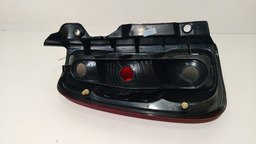 LANTERNA TRASEIRA DIREITA UNO VIVACE 11/16 SPORTING / WAY 14