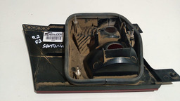 LANTERNA TRASEIRA DIREITA SANTANA 1998 A 2006 MALA