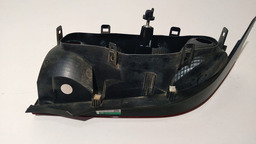 LANTERNA TRASEIRA DIREITA UP 2014 A 2017