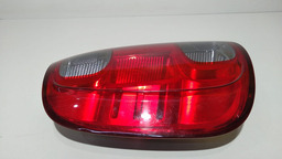 LANTERNA TRASEI ESQ UNO VIVACE 11/16 SPORTING / WAY \14 FUMÊ