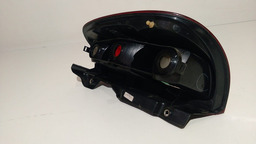 LANTERNA TRASEI ESQ UNO VIVACE 11/16 SPORTING / WAY \14 FUMÊ