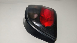 LANTERNA TRASEIRA DIREITA MEGANE HATCH 1998 1999 A 2005 FUME