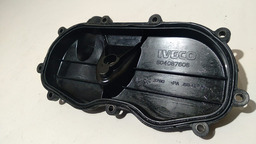 TAMPA LATERAL ÓLEO CABEÇOTE IVEC DAILY 55C16 16V 3.0 2008/16 PRETO