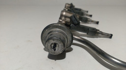 FLAUTA DE BICOS INJETORES TOYOTA COROLLA 1.8 2.0 2009 A 2014