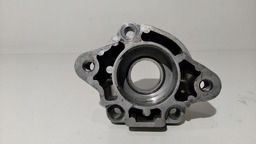 SUP ACOPLAMENTO BOMBA ÓLEO DAILY 3.0 16V 55C16 EURO3 2008/11 PRATEADO