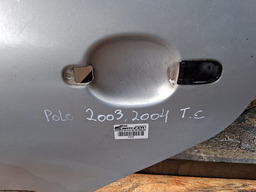PORTA TRASEIRA ESQUERDA POLO SEDAN 2003 2004 A 2014