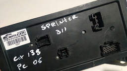 CAIXA DE FUSÍVEIS SPRINTER 311CDI STREET 2.2 2013 A 2016