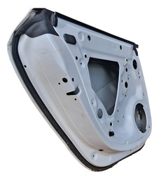 PORTA TRASEIRA ESQUERDA AUDI A5 2012 A 2016 C/DETALHE