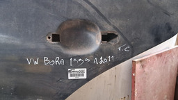 PORTA TRASEIRA ESQUERDA BORA 2001 2002 A 2011