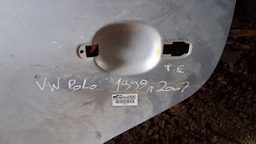 PORTA TRASEIRA ESQUERDA POLO SEDAN 2003 A 2014 C/DETALHE