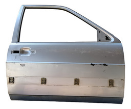 Porta Dianteira Direita Santana 1998 a 2006 C/Detalhe