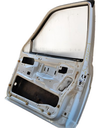 PORTA DIANTEIRA DIREITA SANTANA 1998 A 2006 C/DETALHE