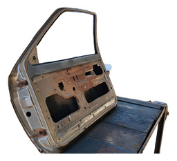 PORTA DIREITA GOL VOYAGE PARATI 1988 A 1994 C/DETALHE