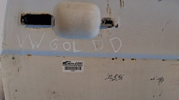 PORTA DIREITA GOL VOYAGE PARATI 1988 A 1994 C/DETALHE