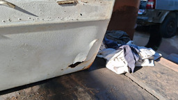 PORTA DIREITA GOL VOYAGE PARATI 1983 A 1987 C/DETALHE