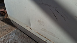 PORTA DIREITA GOL VOYAGE PARATI 1983 A 1987 C/DETALHE