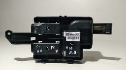 SUPORTE BASE CAIXA DE FUSÍVEL GM S10 2.8 2012 A 16 (DETALHE)